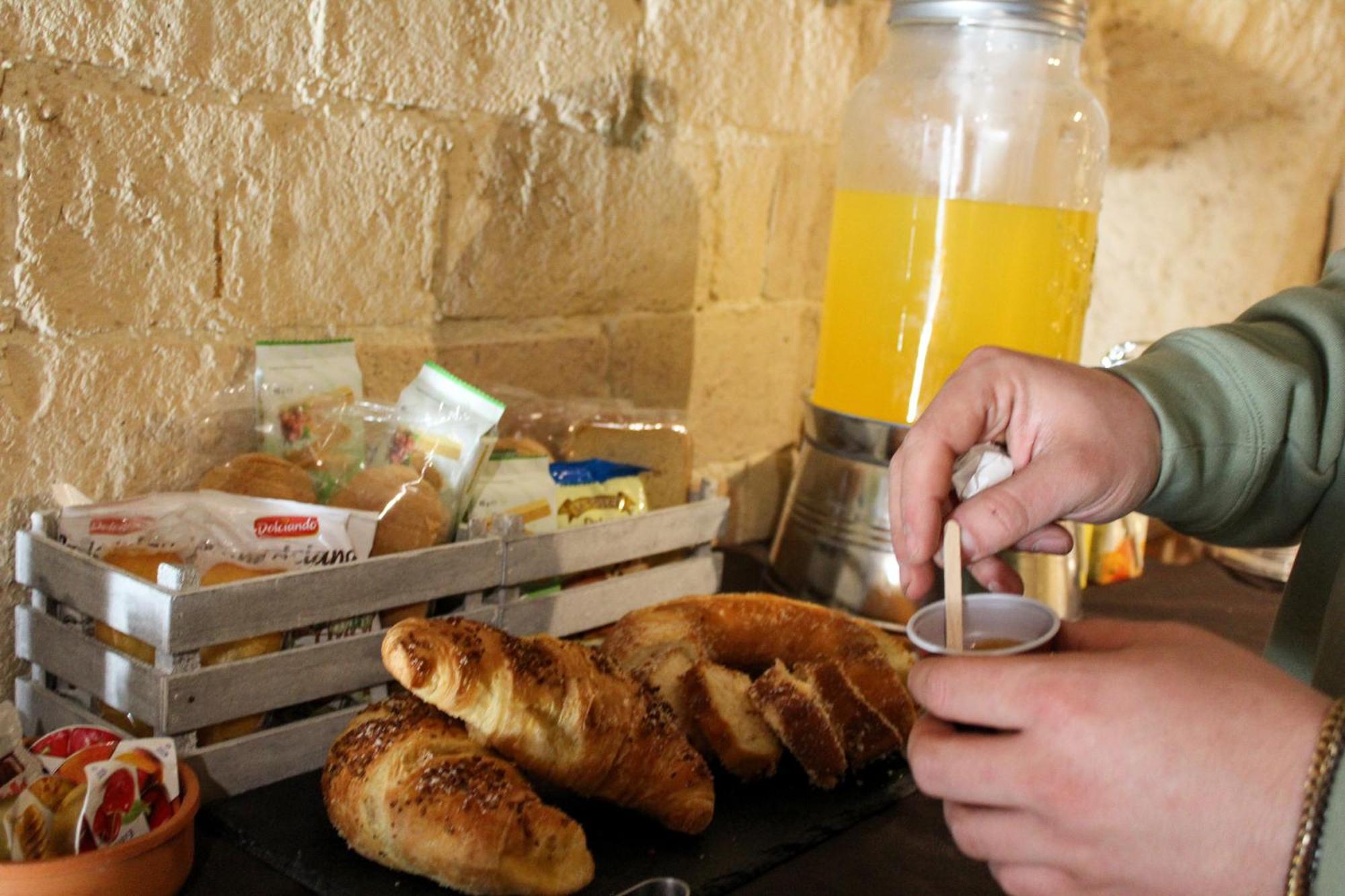 Il Castello Di Atessa Bed & Breakfast ภายนอก รูปภาพ
